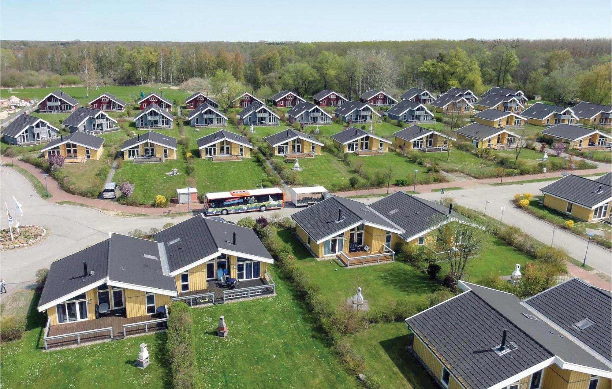 Stunning home in Rechlin with 2 Bedrooms, Sauna&WiFi Exterior foto